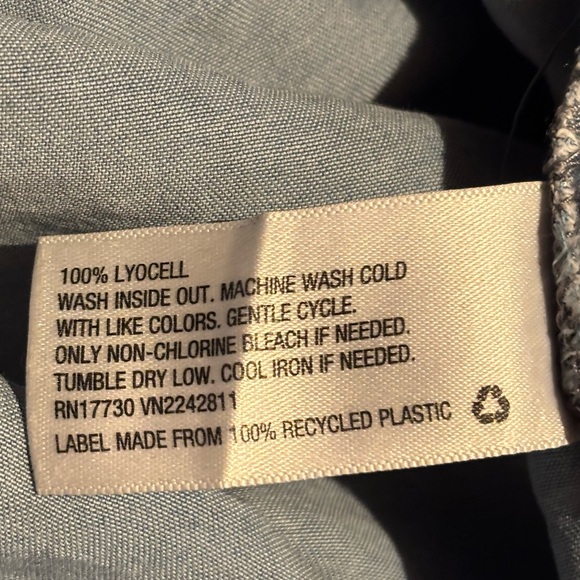 Classic lightweight jeans shirt - Size X - Picture 5 of 5